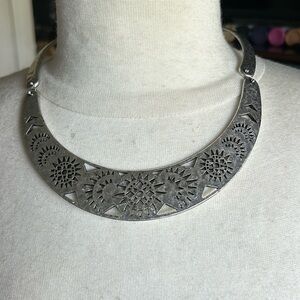 Lucky brand silver chocker beautiful and rare find